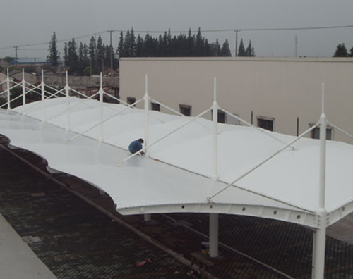 膜布局装置工艺流程