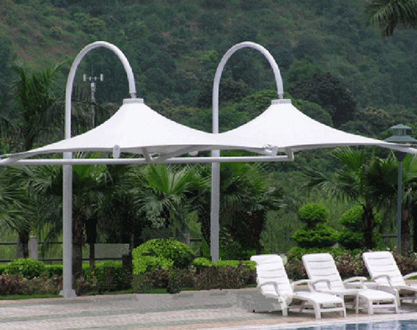 膜布局景观雨阳伞面临突发性天然状态该若何防备？