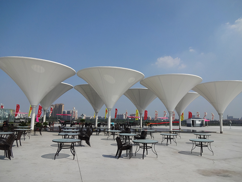 景观膜布局选铸铁补焊方式