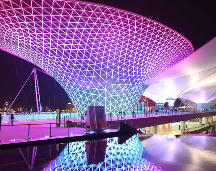 张拉索膜布局的七个特色