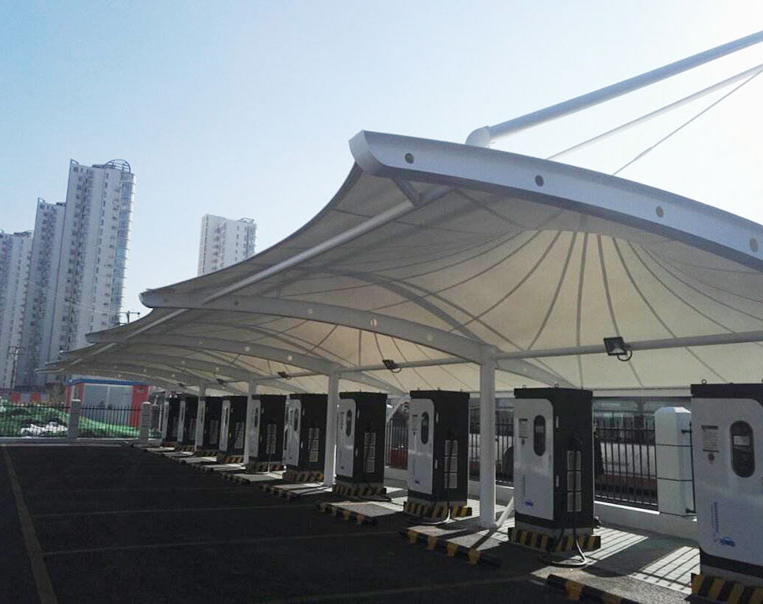 膜布局充电桩中钢布局的设想