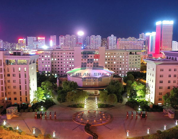 榆林市委集会中间屋顶膜