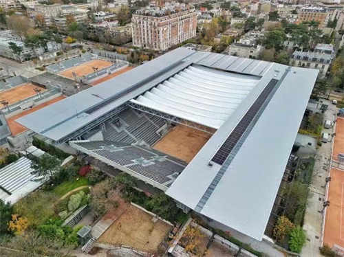 郑钦文夺冠的苏珊·朗格伦球场，具备如何的怪异的地方！